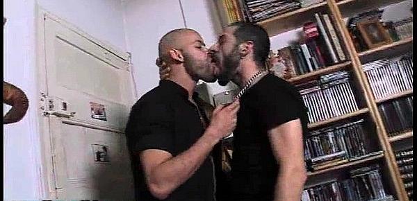  Manuel Roko and Pau Kbron exciting gay sex